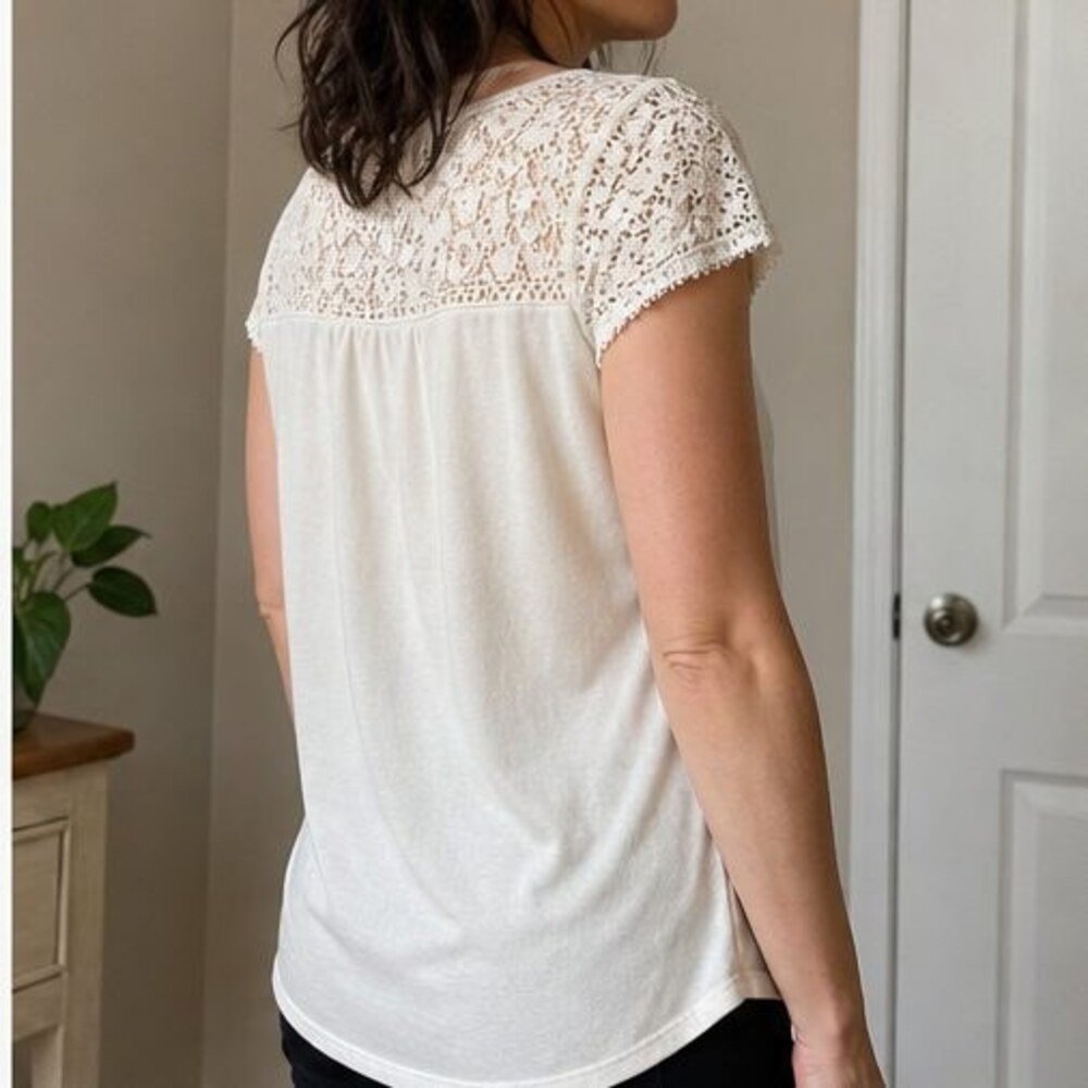 Cream Button Blouse - Picture 3 of 6